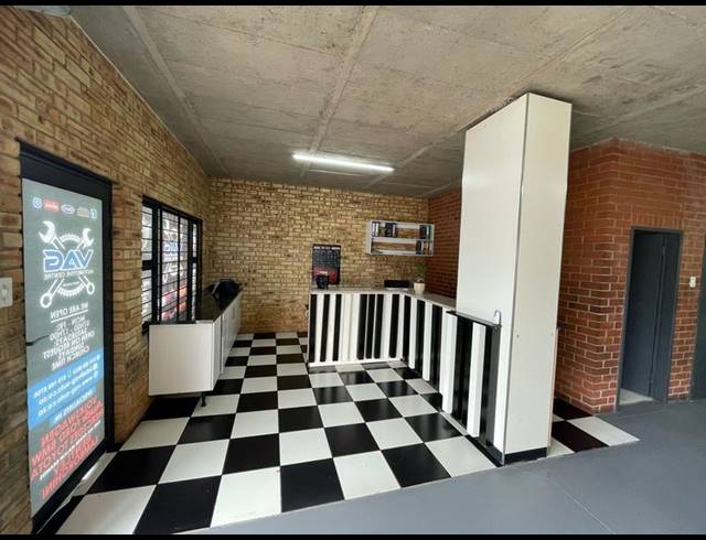 INDUSTRIAL PROPERTY TO RENT IN HENNOPSPARK